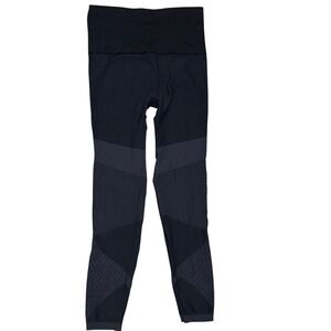 Spanx Look At Me Now Seamless Leggings Sz L Black 50193R‎ EUC Geometric Texture